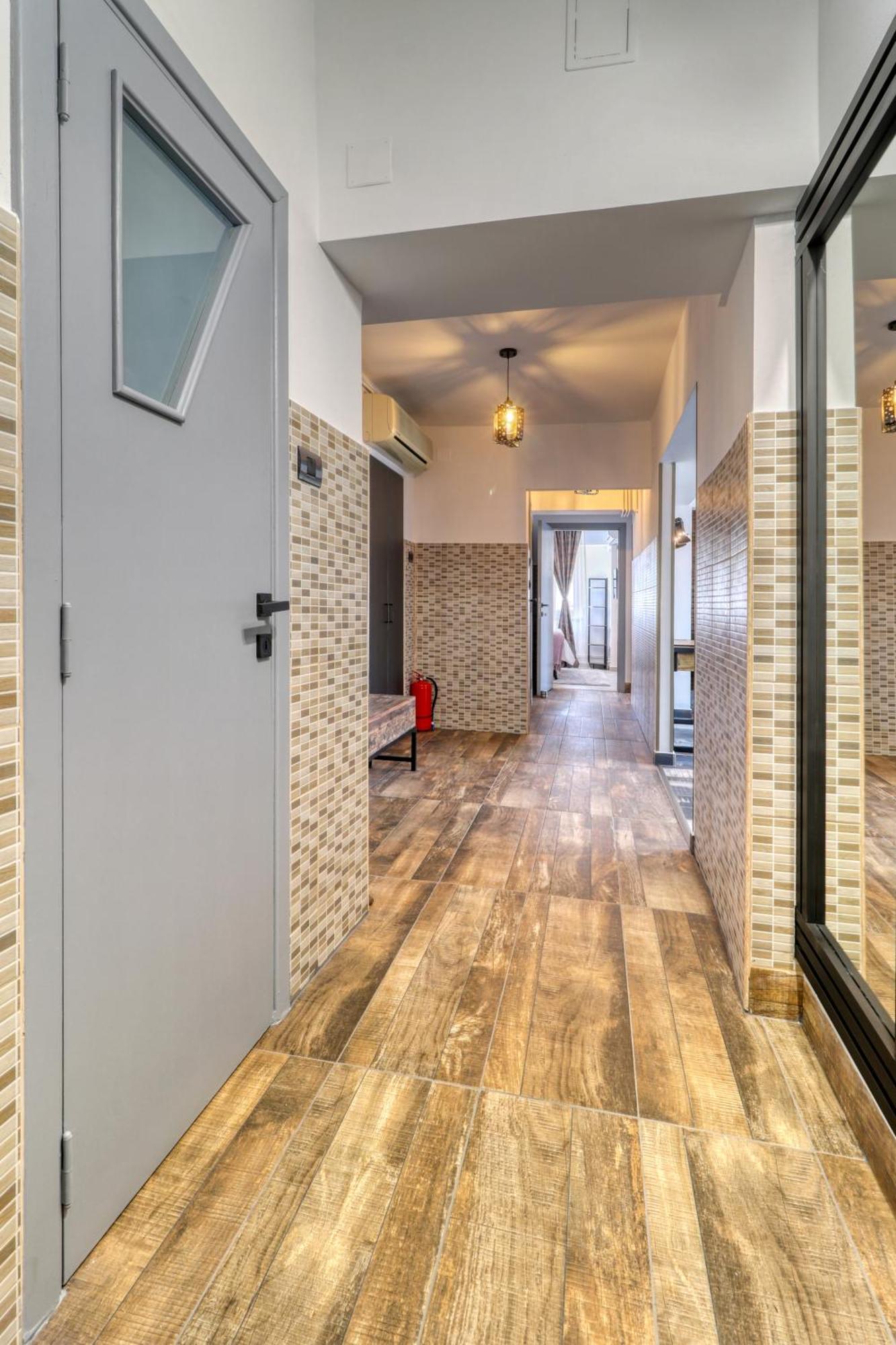 Rdi Elegance Apartment Downtown Бухарест Екстер'єр фото