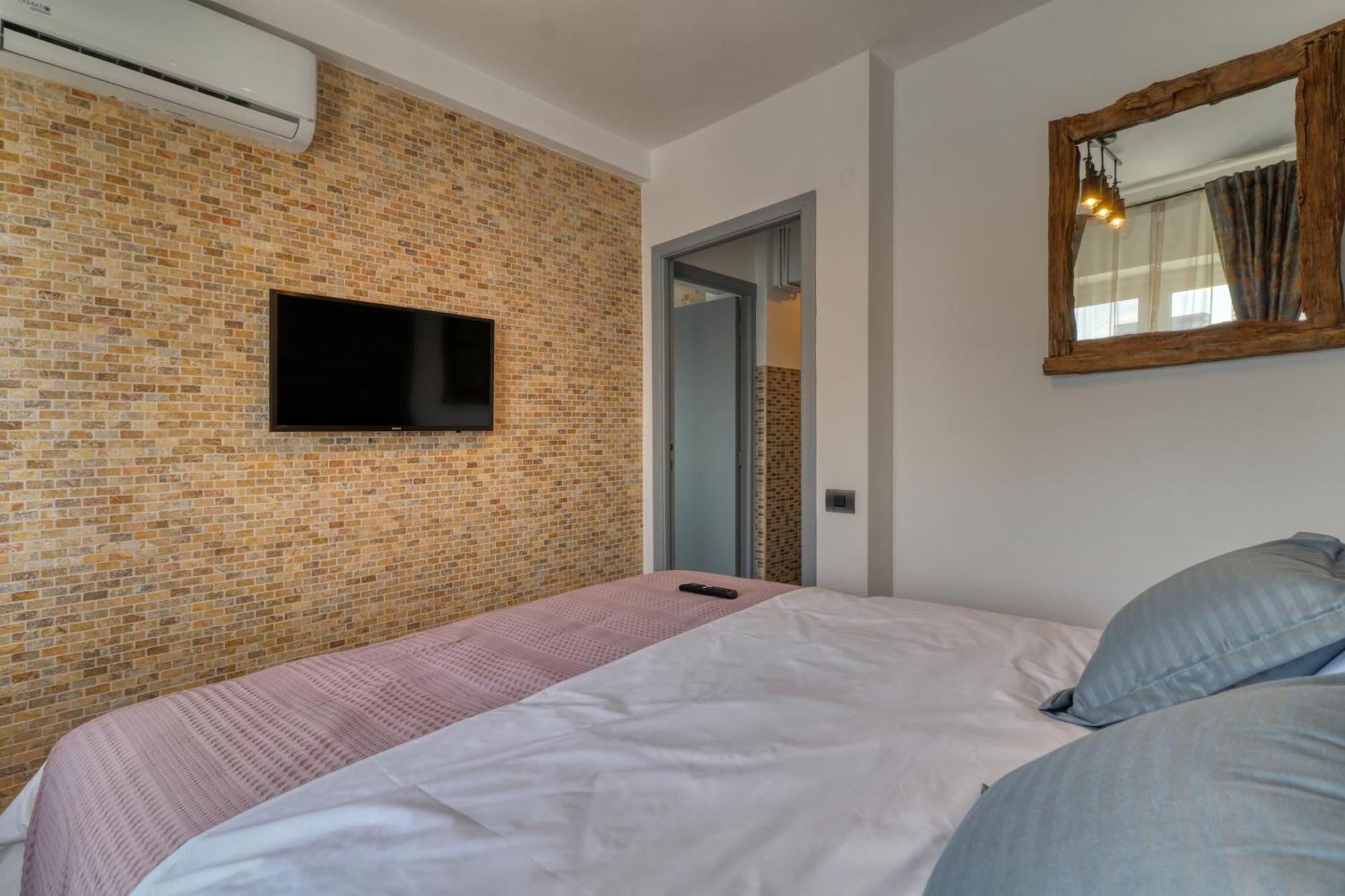 Rdi Elegance Apartment Downtown Бухарест Екстер'єр фото